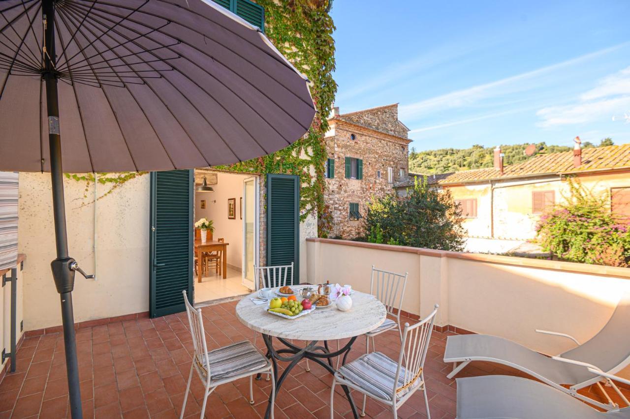 Il Chiostro Appartamenti & Suites Suvereto Extérieur photo