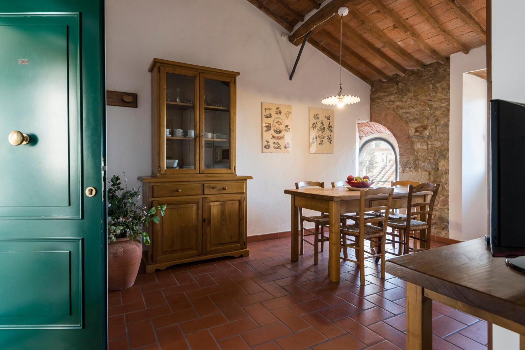 Il Chiostro Appartamenti & Suites Suvereto Extérieur photo