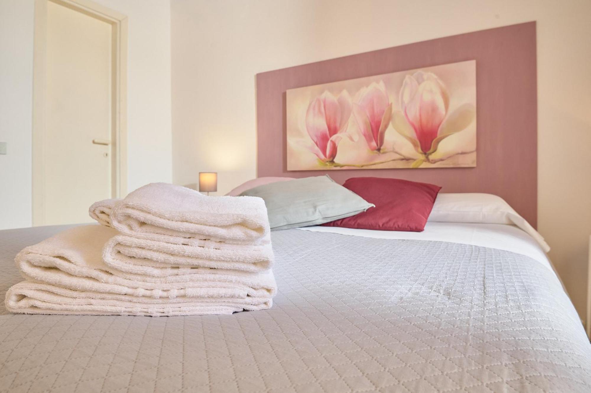 Il Chiostro Appartamenti & Suites Suvereto Extérieur photo