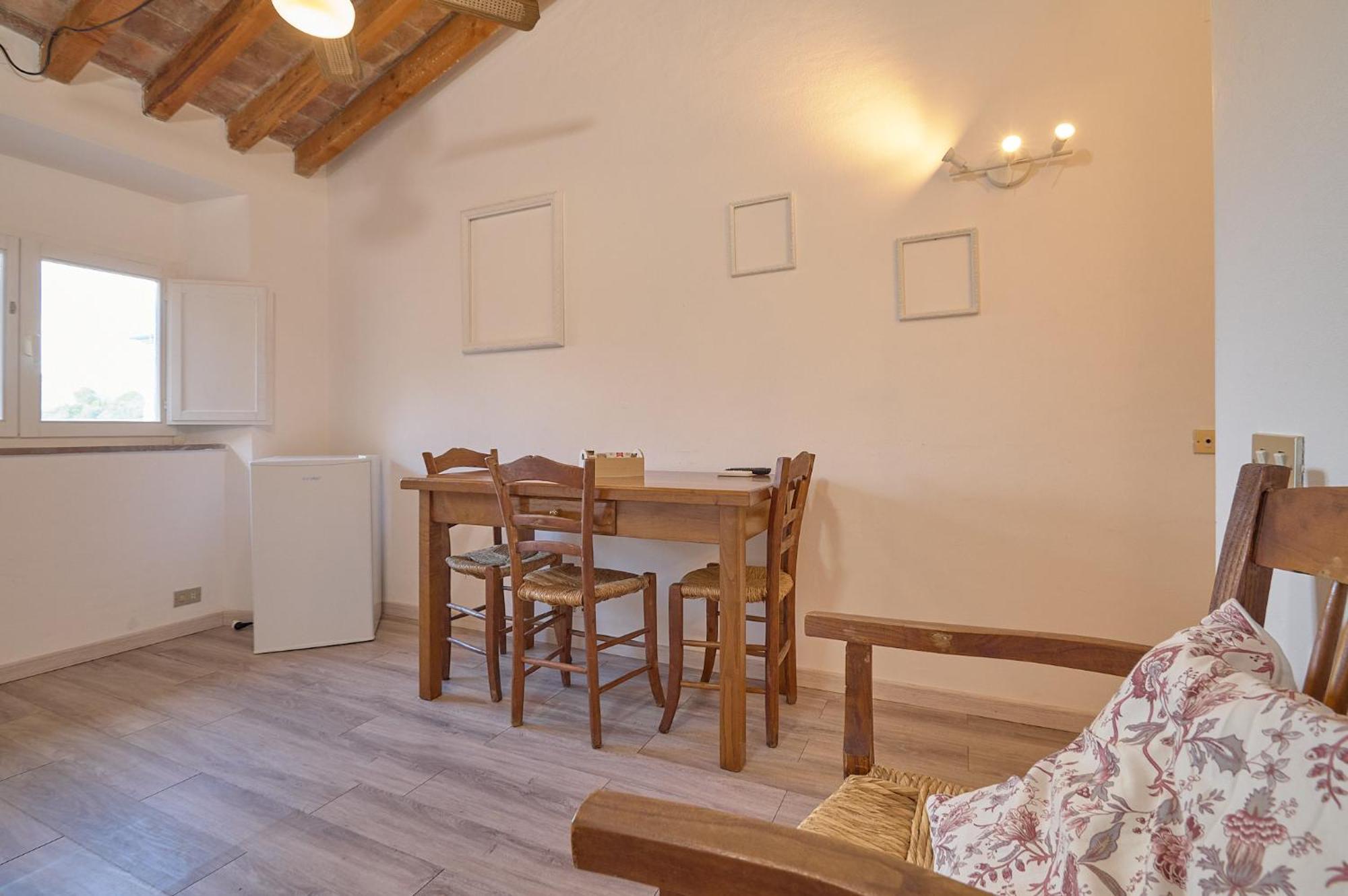 Il Chiostro Appartamenti & Suites Suvereto Extérieur photo
