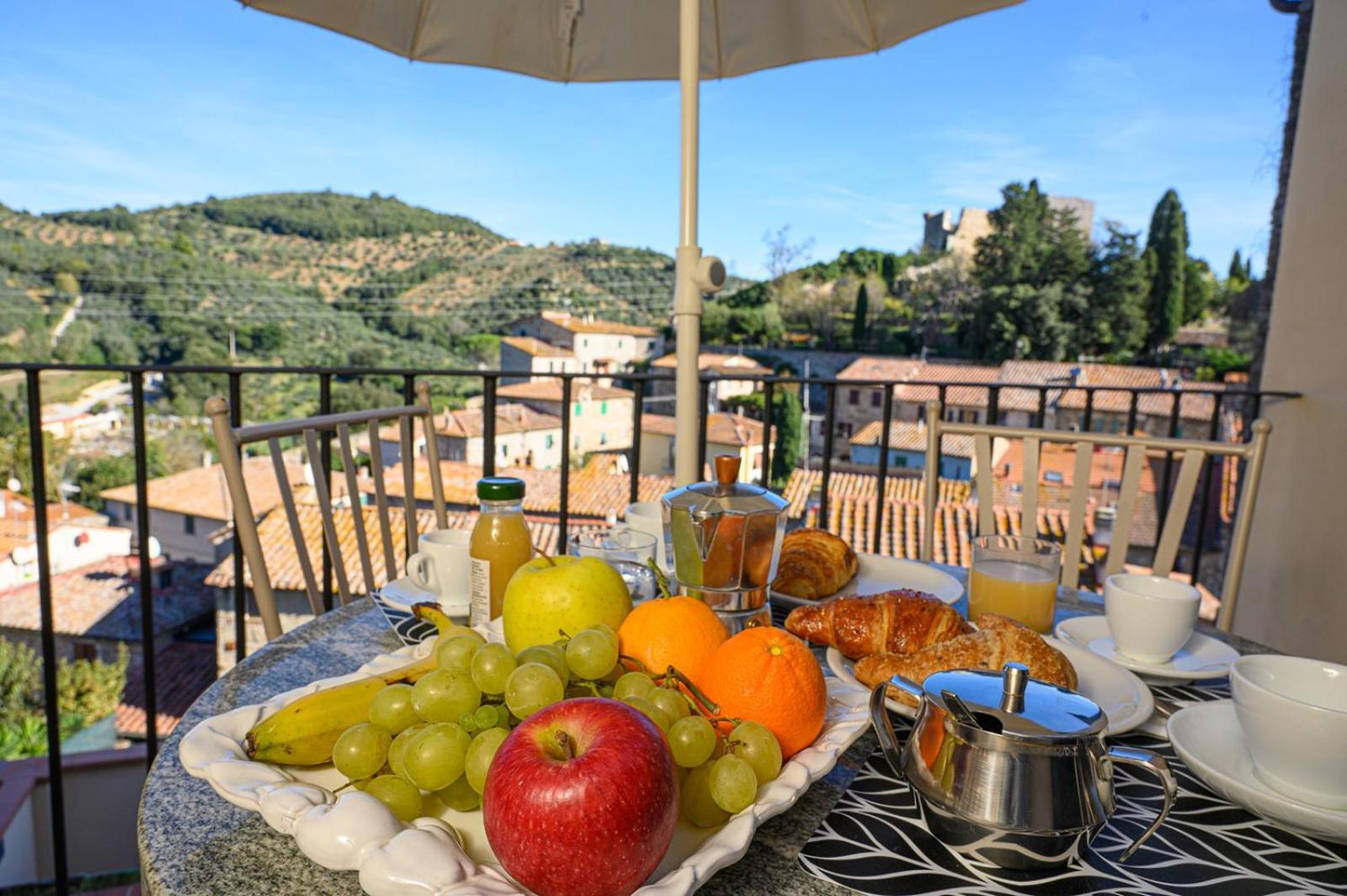 Il Chiostro Appartamenti & Suites Suvereto Extérieur photo