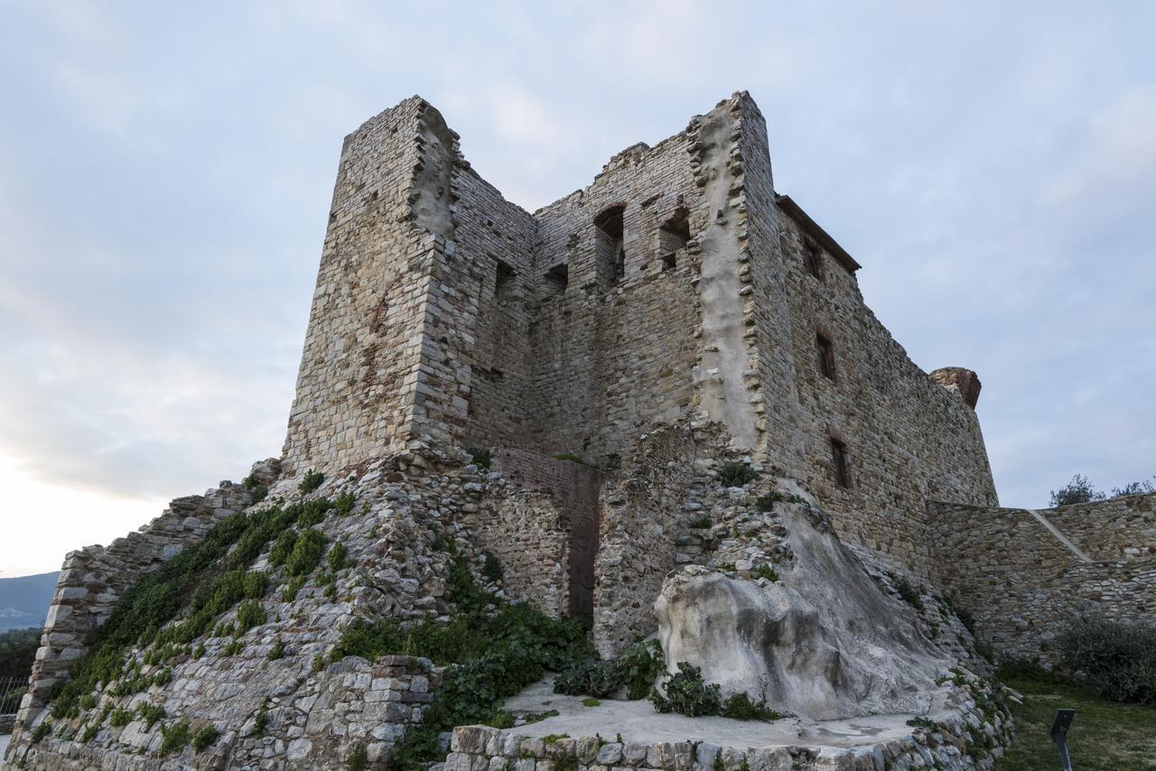 Il Chiostro Appartamenti & Suites Suvereto Extérieur photo