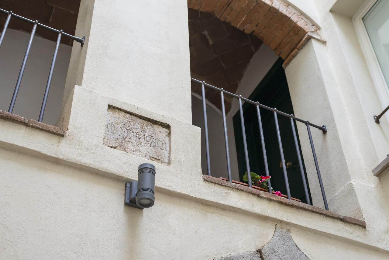 Il Chiostro Appartamenti & Suites Suvereto Extérieur photo
